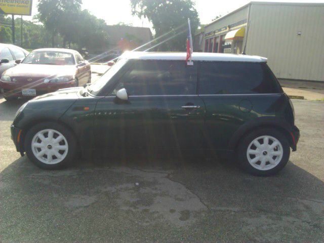 2004 Mini Cooper Base