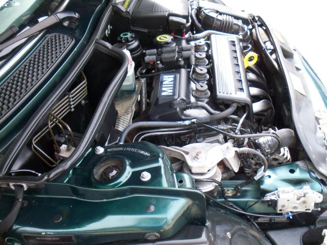 2004 Mini Cooper LTZ - New Tires