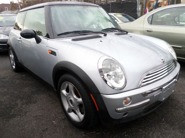 2004 Mini Cooper Base