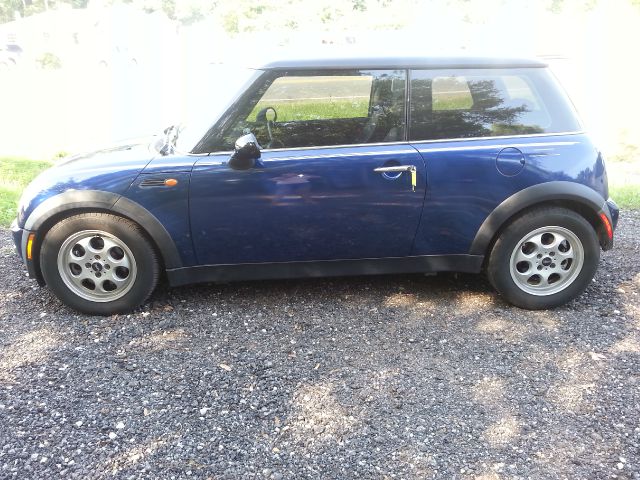 2004 Mini Cooper Base