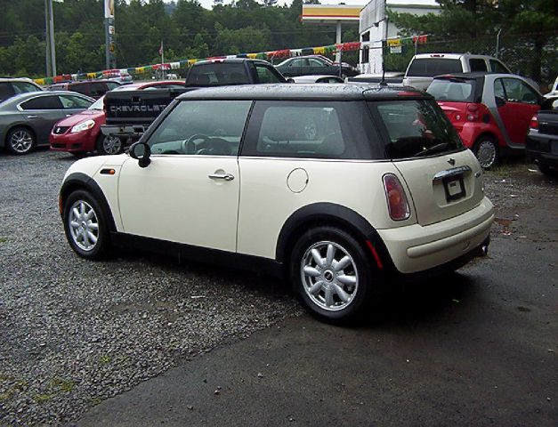 2004 Mini Cooper Base