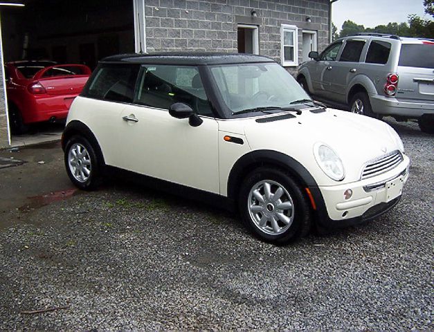 2004 Mini Cooper Base