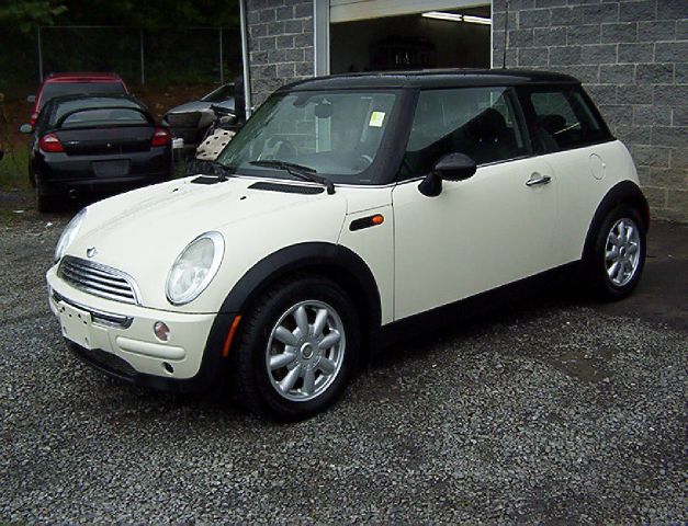 2004 Mini Cooper Base