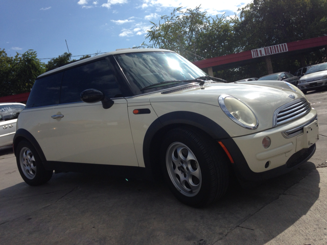 2004 Mini Cooper Base