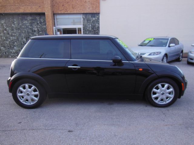 2004 Mini Cooper Base