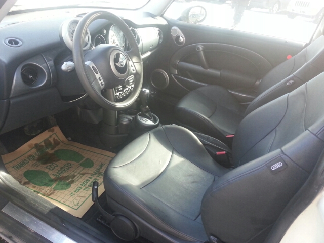 2004 Mini Cooper Base