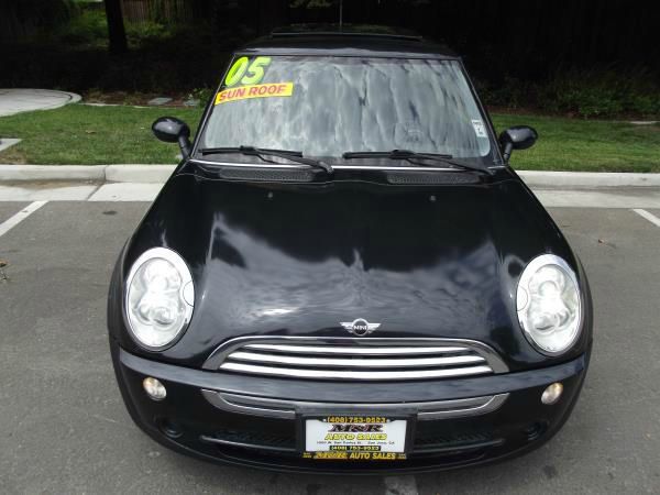 2005 Mini Cooper Base