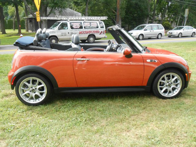 2005 Mini Cooper 3.5L R350 AWD