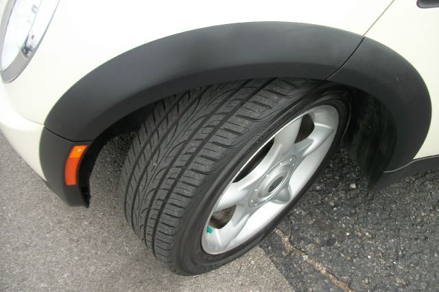 2005 Mini Cooper Base