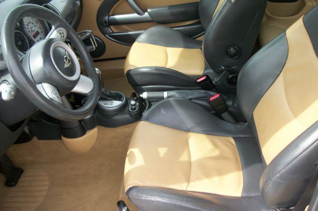 2005 Mini Cooper Base