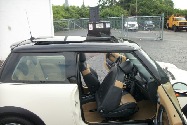 2005 Mini Cooper Base