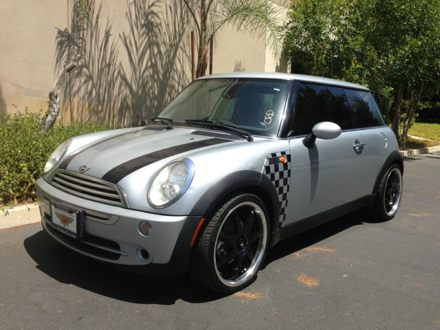 2005 Mini Cooper Base