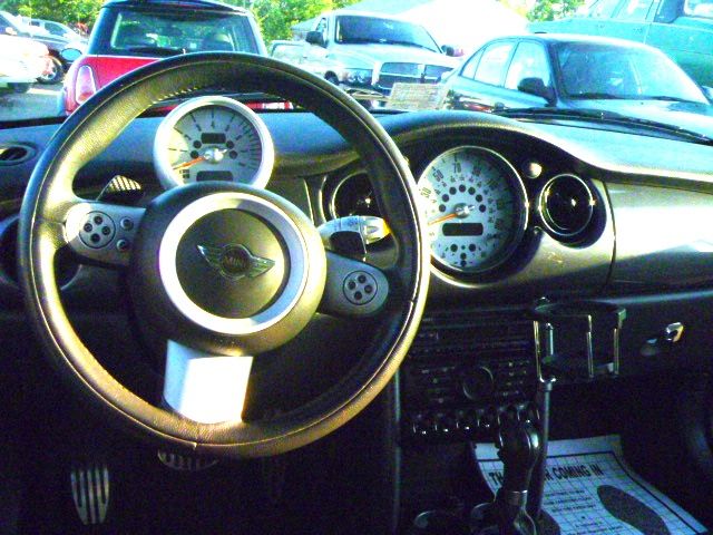 2005 Mini Cooper Black NOV Leather
