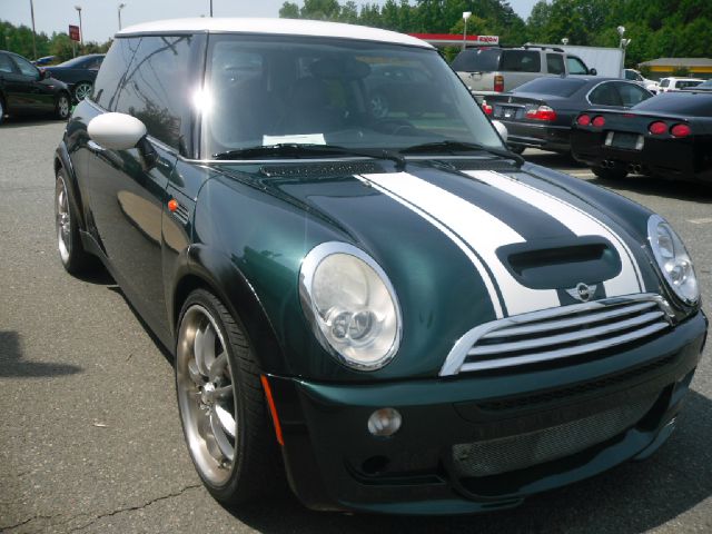 2005 Mini Cooper Base