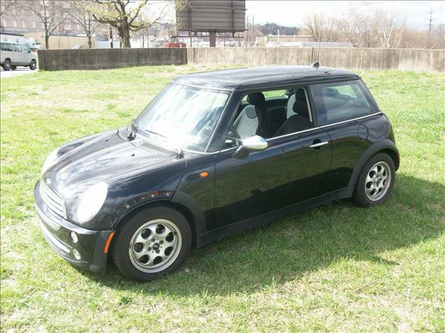 2005 Mini Cooper Base