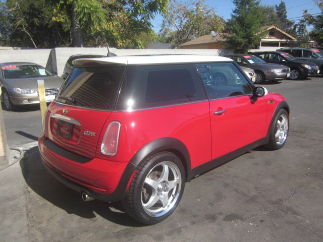 2005 Mini Cooper Base