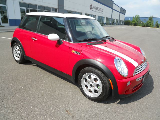2005 Mini Cooper Base