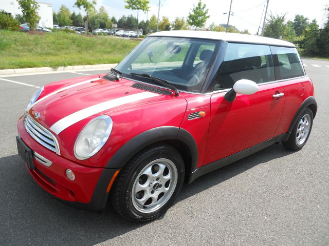 2005 Mini Cooper Base