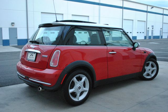 2005 Mini Cooper Base