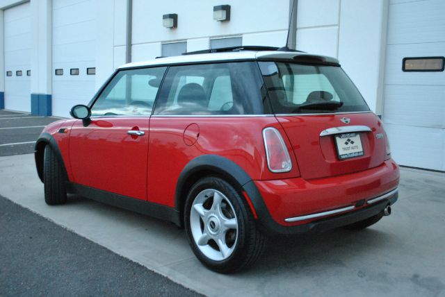 2005 Mini Cooper Base