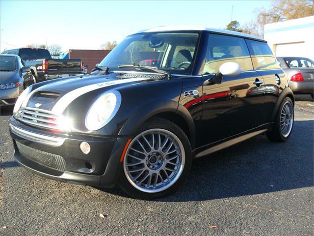 2005 Mini Cooper 5speed Manual Coupe