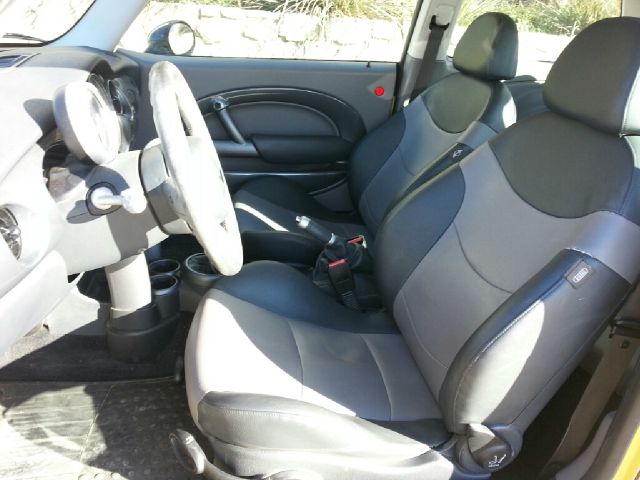 2005 Mini Cooper GT Premium