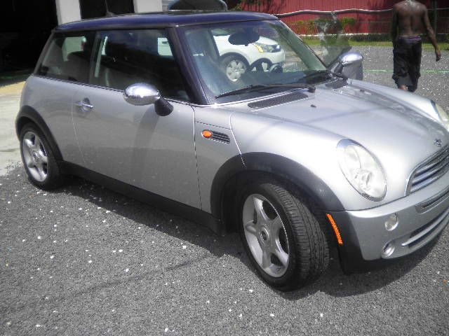 2005 Mini Cooper Base