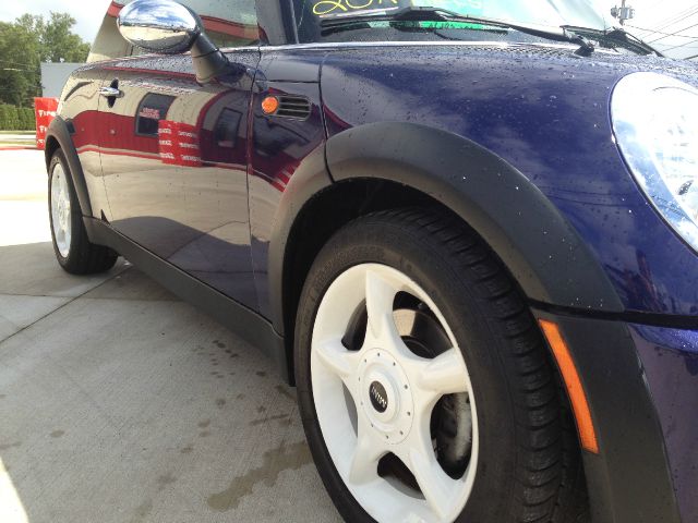 2005 Mini Cooper Base