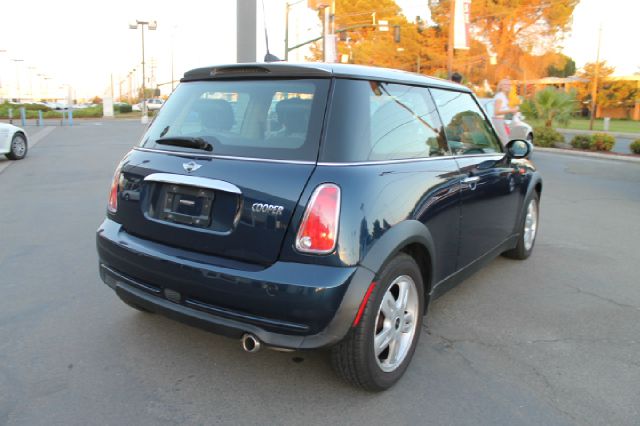 2006 Mini Cooper Base