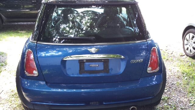2006 Mini Cooper Base
