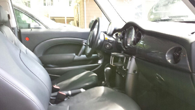 2006 Mini Cooper Base