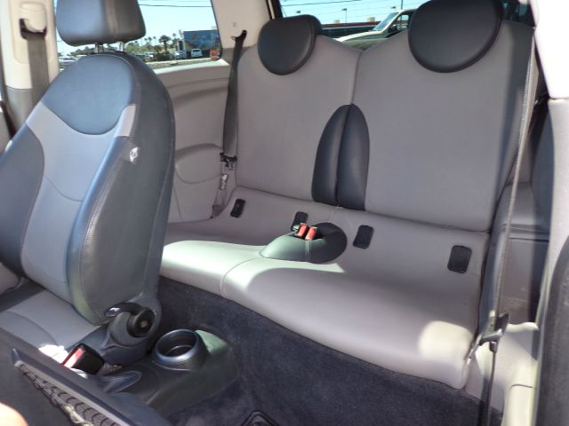 2006 Mini Cooper Base