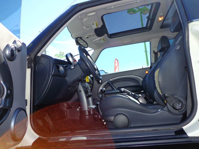 2006 Mini Cooper Base