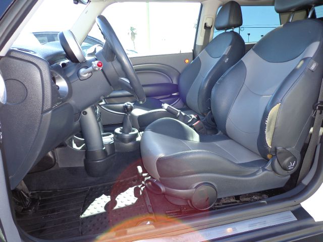 2006 Mini Cooper Base