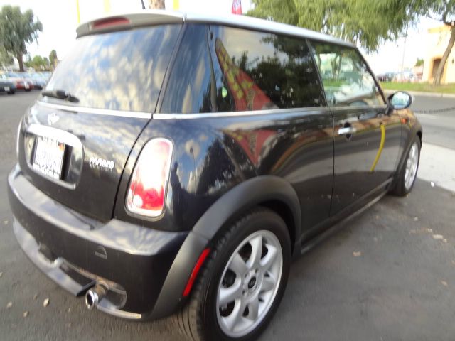 2006 Mini Cooper Base