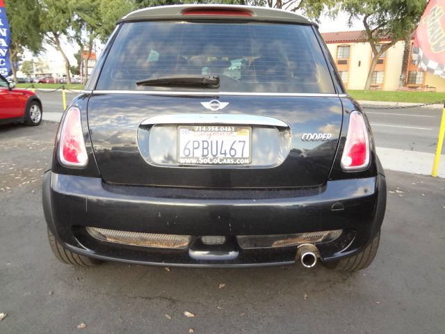 2006 Mini Cooper Base