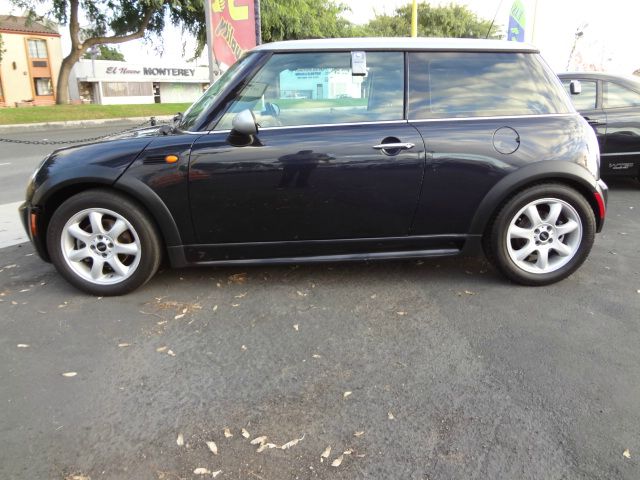 2006 Mini Cooper Base
