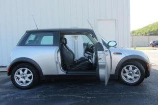 2006 Mini Cooper Laramie