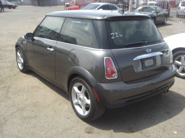 2006 Mini Cooper Base