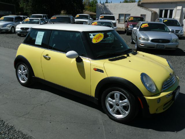 2006 Mini Cooper Base