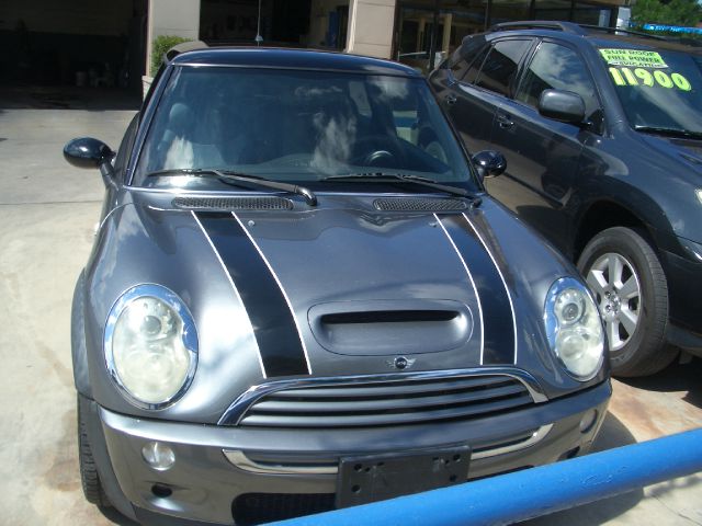 2006 Mini Cooper Base