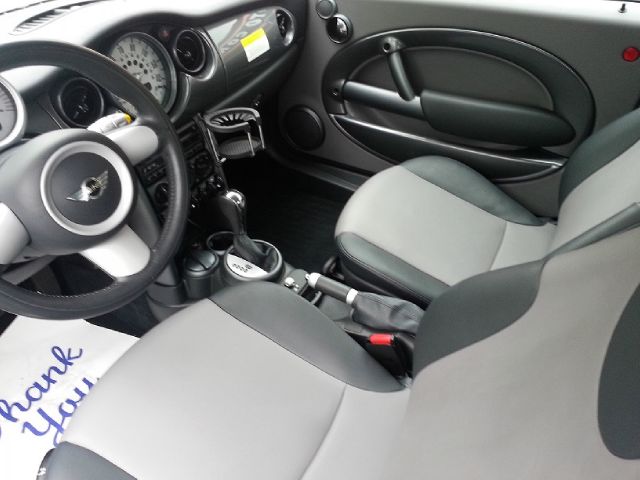 2006 Mini Cooper Base