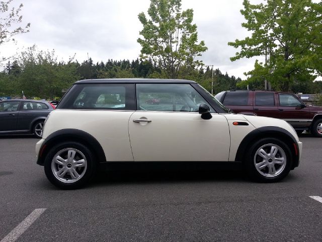 2006 Mini Cooper Base