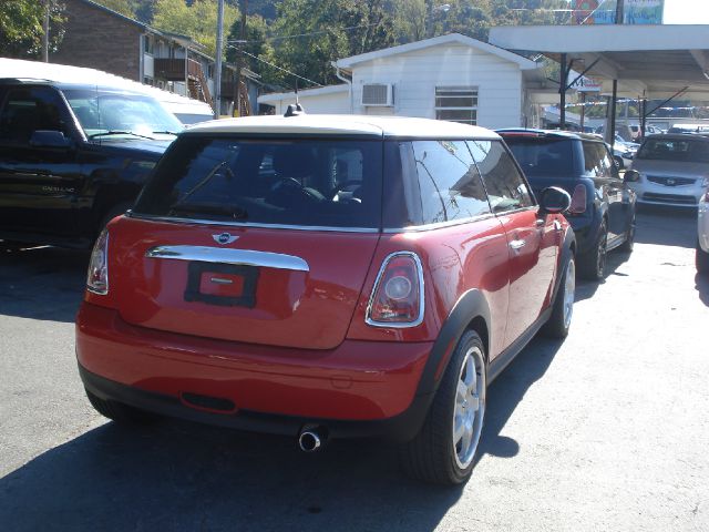 2007 Mini Cooper Base
