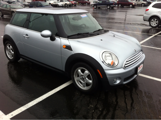 2007 Mini Cooper 4dr Sdn Auto Base