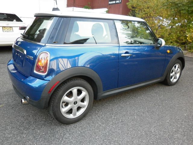 2007 Mini Cooper Base