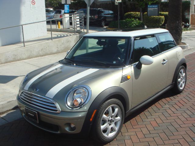 2008 Mini Cooper Base