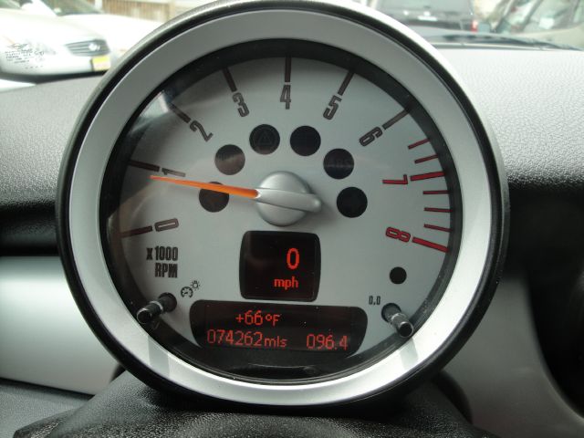 2008 Mini Cooper Base