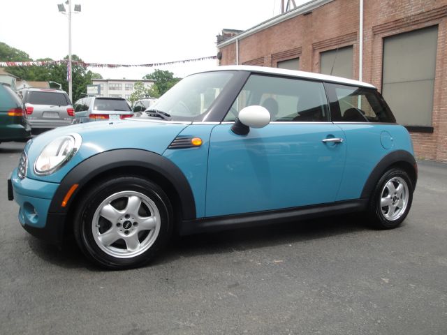2008 Mini Cooper Base