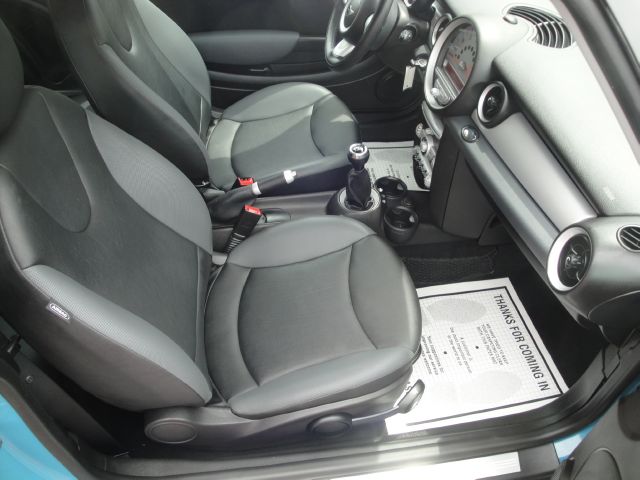 2008 Mini Cooper Base